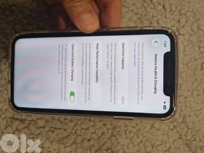 I phone 11 super clean