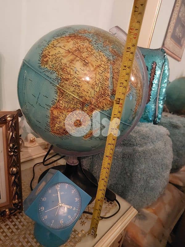 كرة ارضية - Globe 1