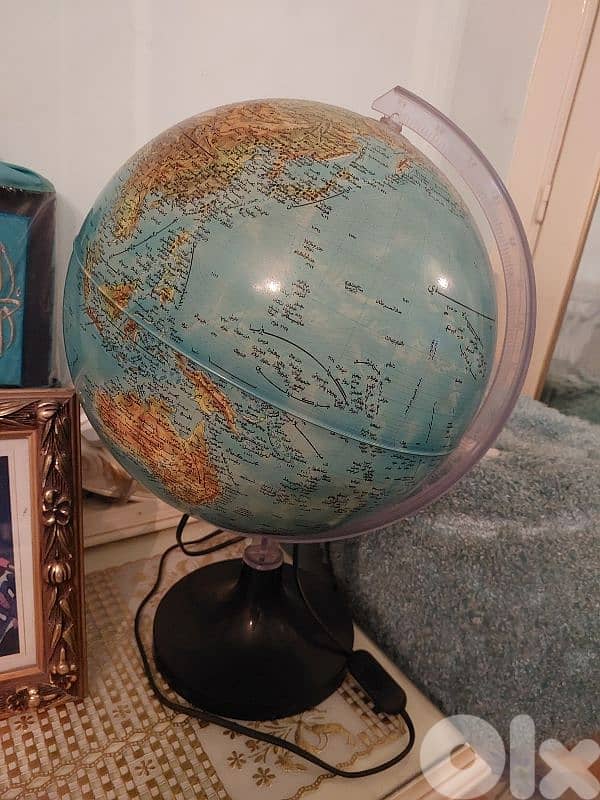 كرة ارضية - Globe 3