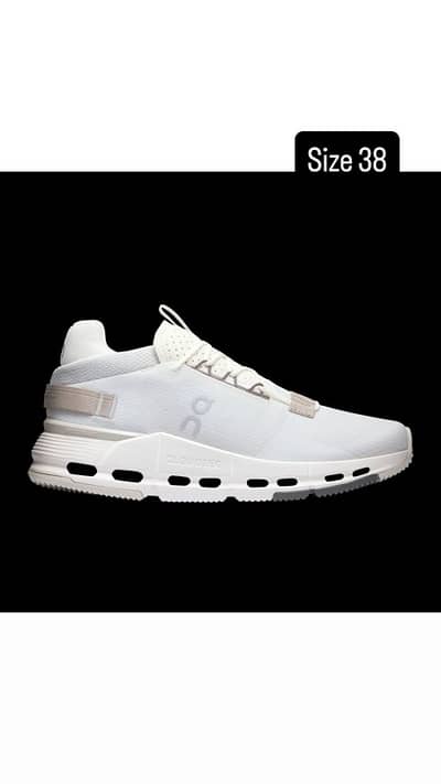 On cloudnova 2 Ice | Sand