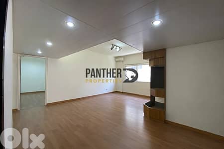 Prestigious 130sqm Achrafieh Ref#PA126شقة للبيع في الأشرفية