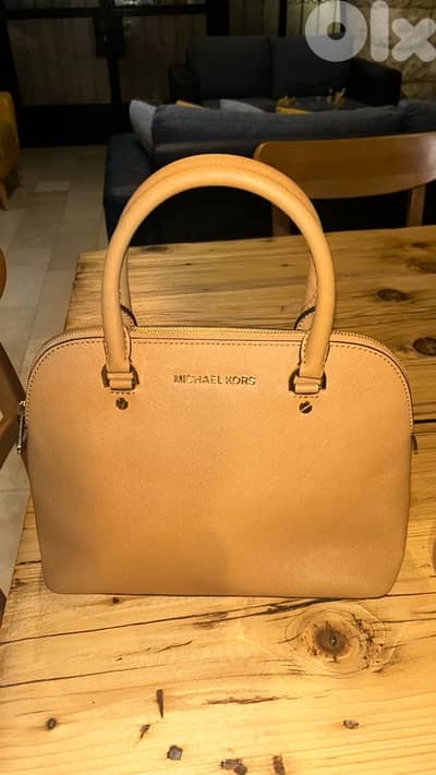 Michael Kors Cindy Medium Saffiano Dome Satchel With Dustbag