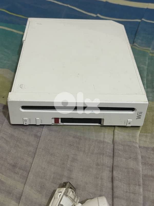 Nintendo Wii (Original RVL-001) GameCube Compatible Console Bundle-USA 2