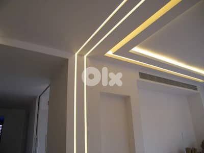 معلم دهان دليفري دهان الحوائط والخشب والحديد دهان عزل وموانع النش