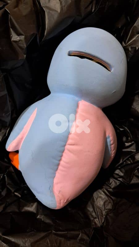 Ceramic penguin piggy bank 2