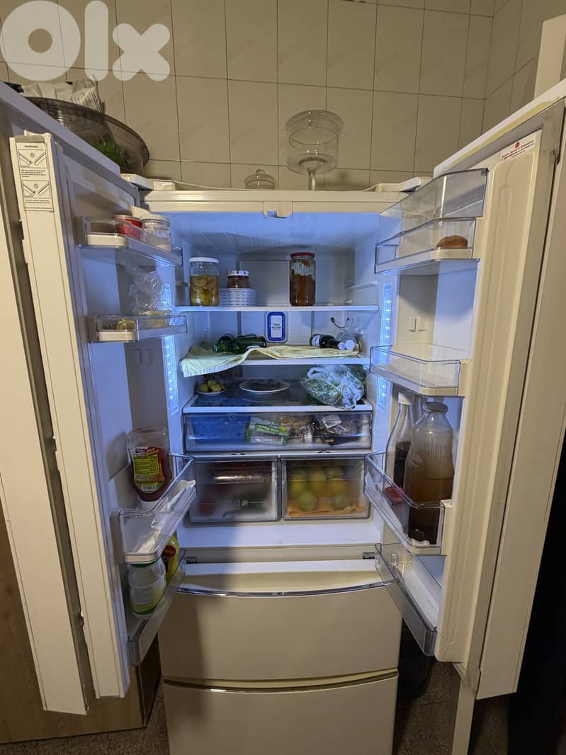 Fridge/freezer 1