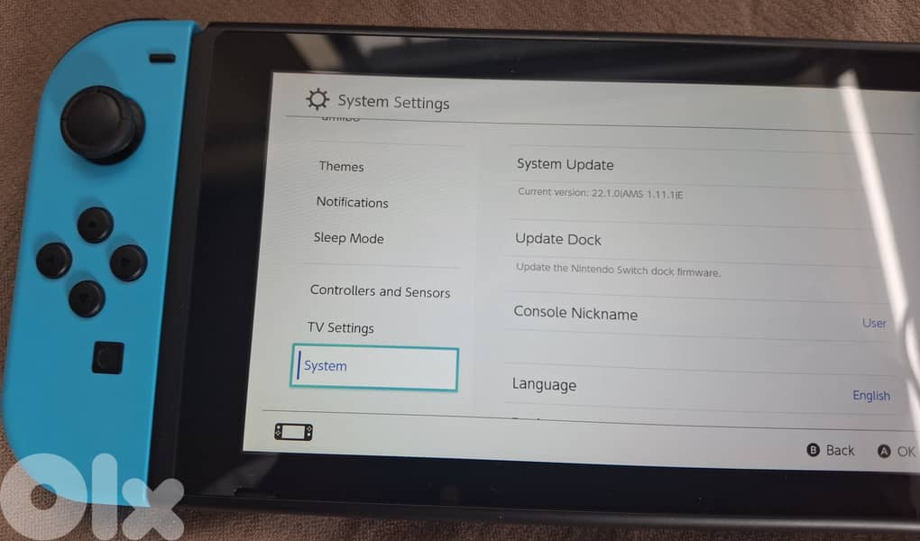 Modded Nintendo Switch V1 + 256GB SD 3