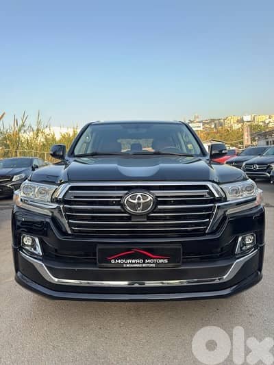 Toyota Land Cruiser VX-E Grand Touring S  5.7L V8  2020!