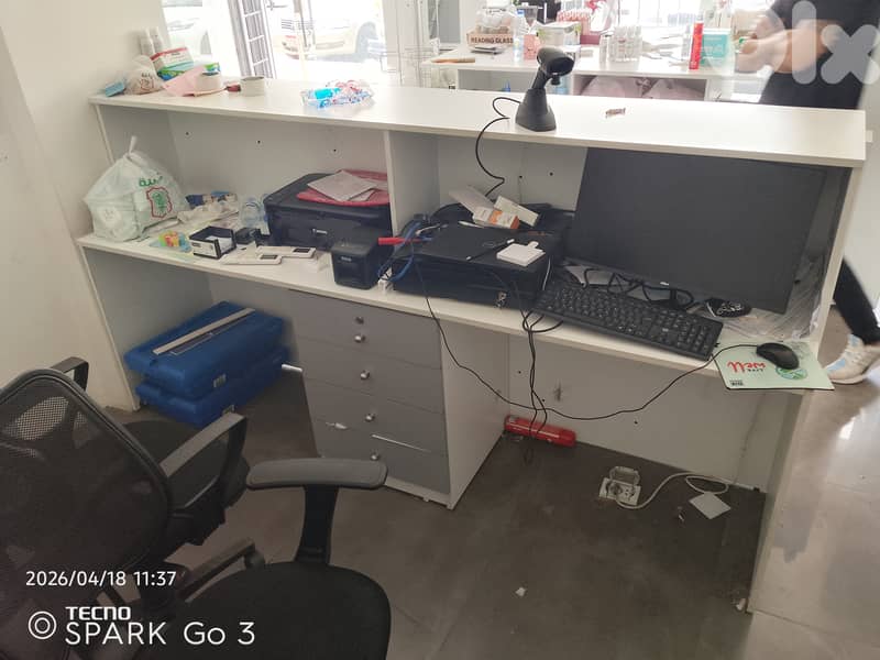 Pharmacy or shop displays 9