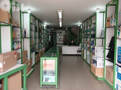 Duplex shop for Rent- Prime location محل دوبلكس للإيجار – موقع مميز
