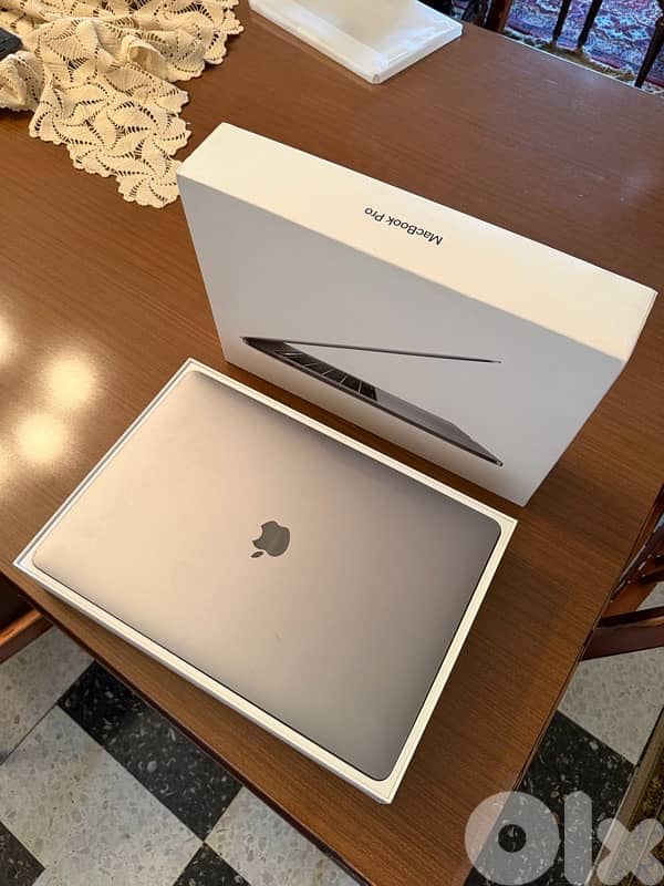 2017 MacBook Pro 15-inch (A1707) 2