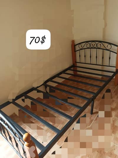 تخت فورفوجيه مرتب