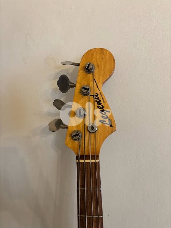 bass guitar electric 1