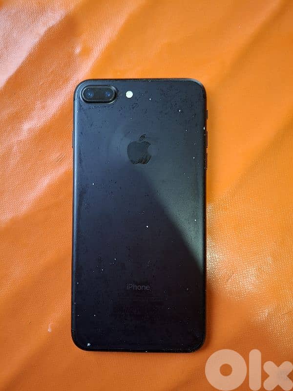 للبيع iphone 7 plus 128gb Sold 6