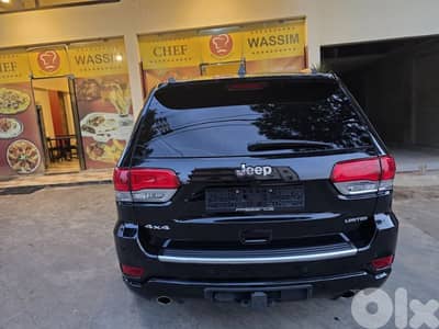 جيب شيروكى 2017