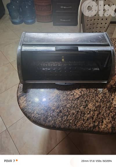 علبة خبز ستانلس ستيل