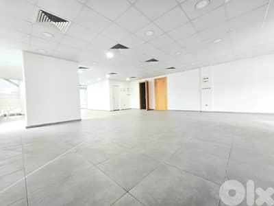 RAO26-5028 Office 365m² for Rent – Dekwene