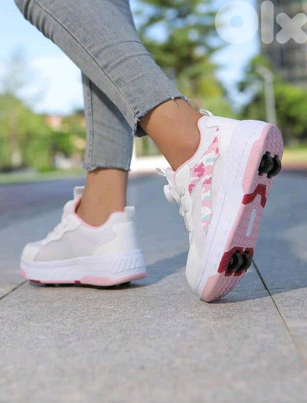 New Roller Shoes 4 Wheel Detachable & Adjustable Sneakers 2