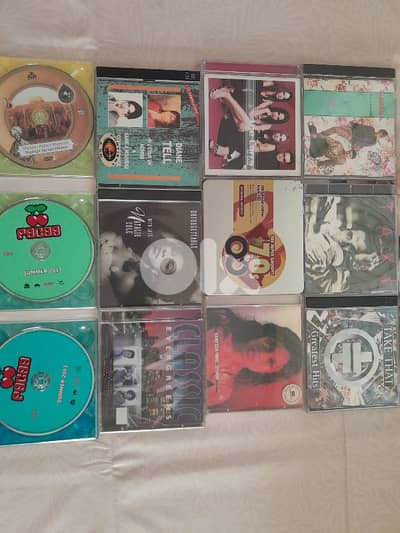 12 original cds b 6$
