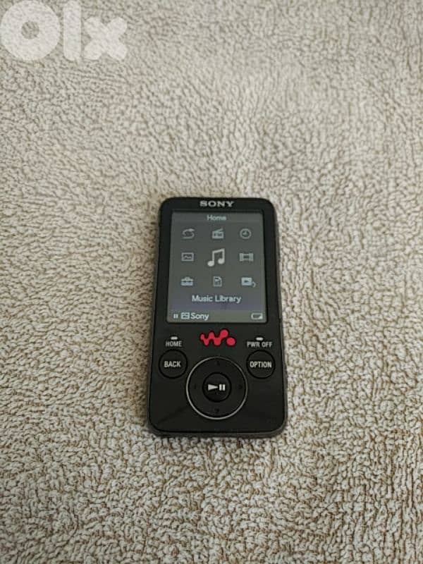 Old mini walkman Sony - Not Negotiable 1
