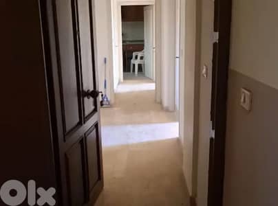 شقة لقطة في أبو سمراء