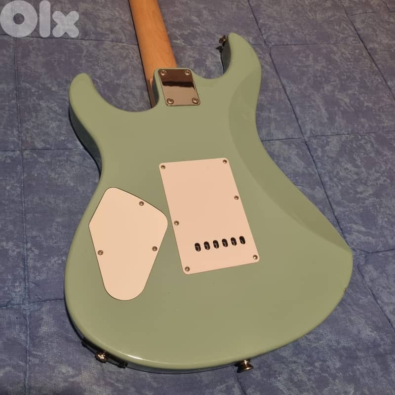 Yamaha Pacifica Sonic Blue Guitar 1