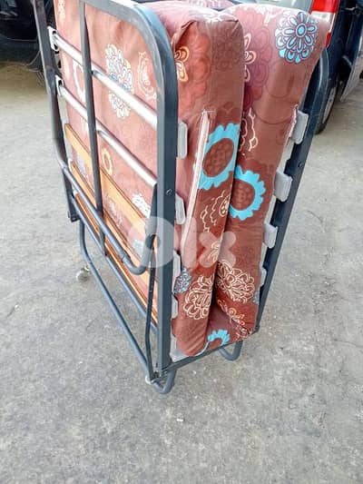 تخت اوروبي جيد