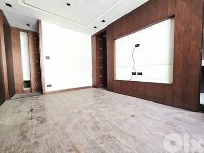 RAO26-5033 Office for Rent – Ras Beirut | 110m²