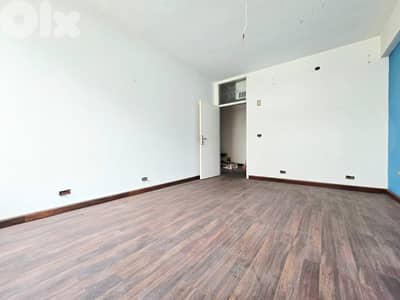 RAO26-5035 Office for Rent – Clemenceau | 60m²