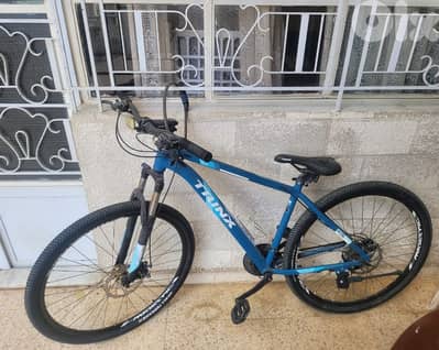 Trinx M136 bicycle designed italy