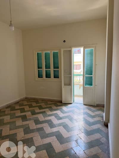 Furn El Chebbak - Apartment for Rent .