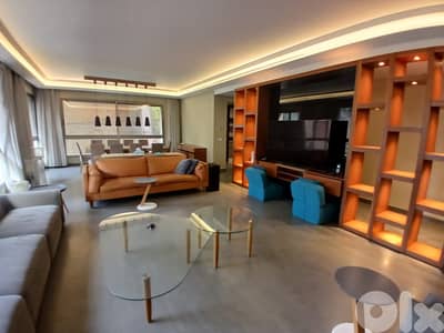 ZE26-5041 Apartment for Sale – Tallet El Khayat, Beirut | 210m²