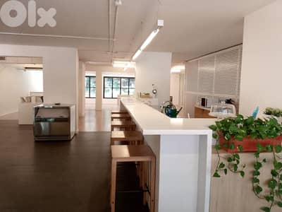 Coffee Shop for rent located in Badaro |Fully equipped |Good condition