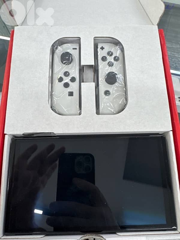 nintendo switch oled almost new 1