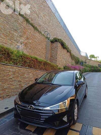 Hyundai Elantra 2019