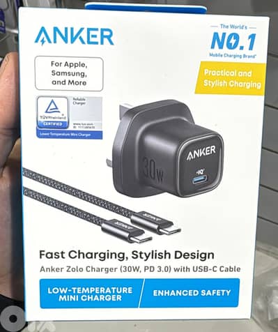 Anker zolo charger 30w with usb-c cable 3 pin black B2698k11