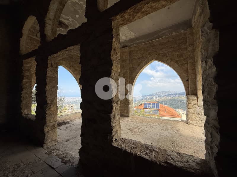 Land with Heritage Villa for sale in Aley أرض مع فيلا تراثية في عاليه 9
