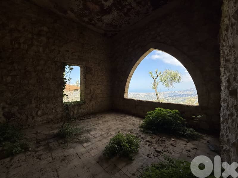 Land with Heritage Villa for sale in Aley أرض مع فيلا تراثية في عاليه 13