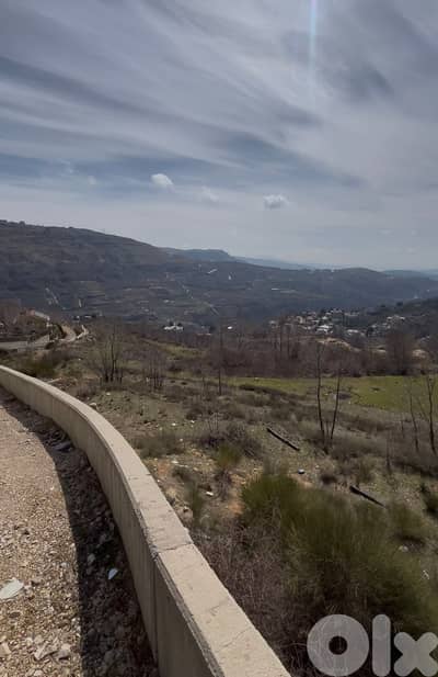 Land For Sale in Kfardebian - أرض للبيع في كفردبيان