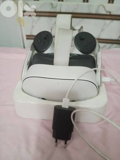 META QUEST 3S complete set.