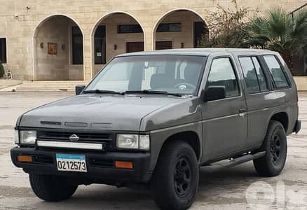 Nissan Pathfinder 1993