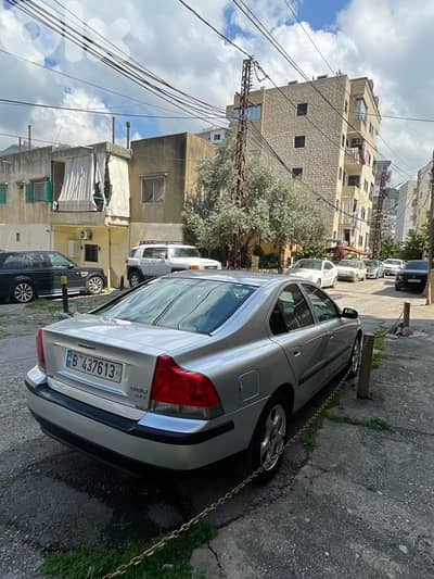 Volvo S60 2002