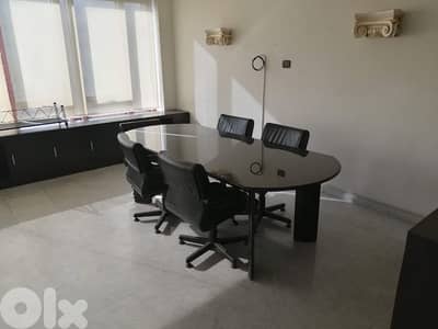 office for sale in furn el chebek مكتب للبيع في فرن الشباك