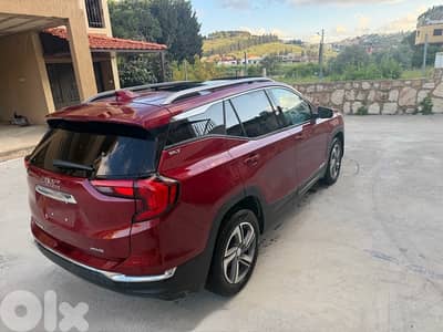 GMC Terrain SLT 4-cylinder engine 2018