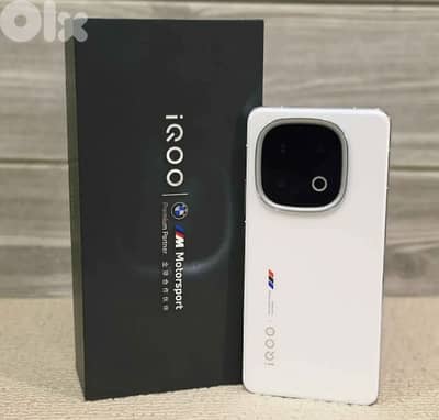 Vivo iQOO 13 BMW Edition ( 512 Gb / 16 Ram ) Like New