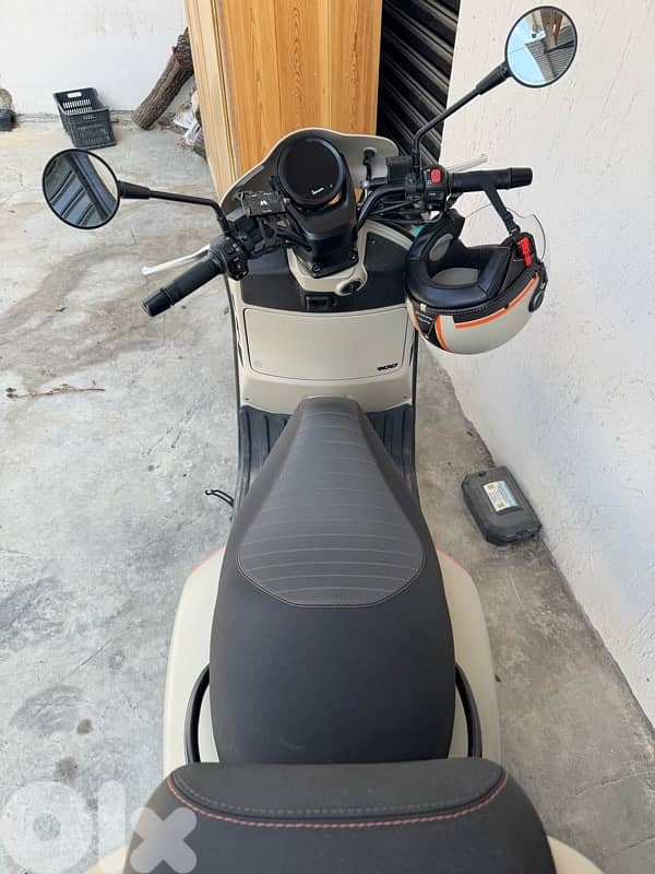 Vespa GTV300 cc (the price is final) 1