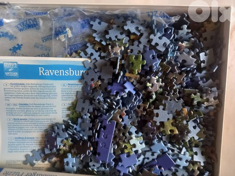 1000-piece puzzle . Göta Canal in Sweden,by Ravensburger. 3