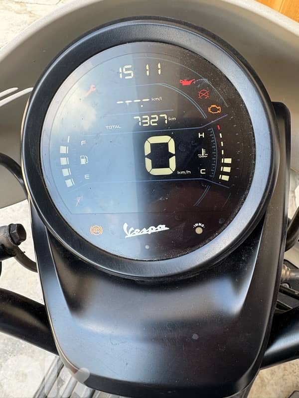 Vespa GTV300 cc (the price is final) 3