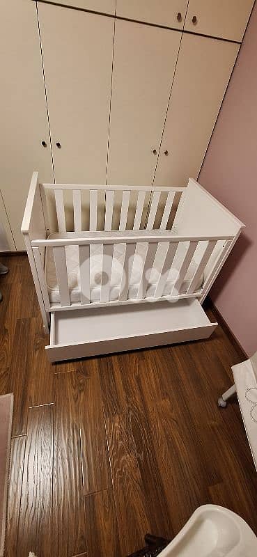 Baby bed (up till 3 years).
