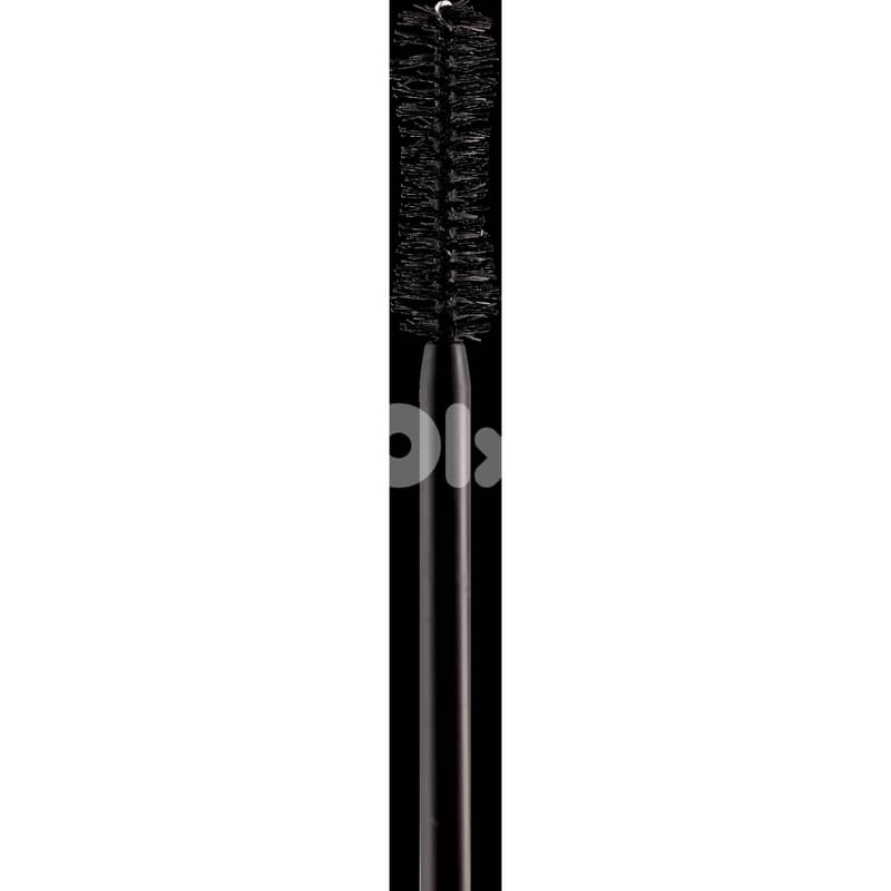 Essence Lash PRINCESS curl & volume mascara 1